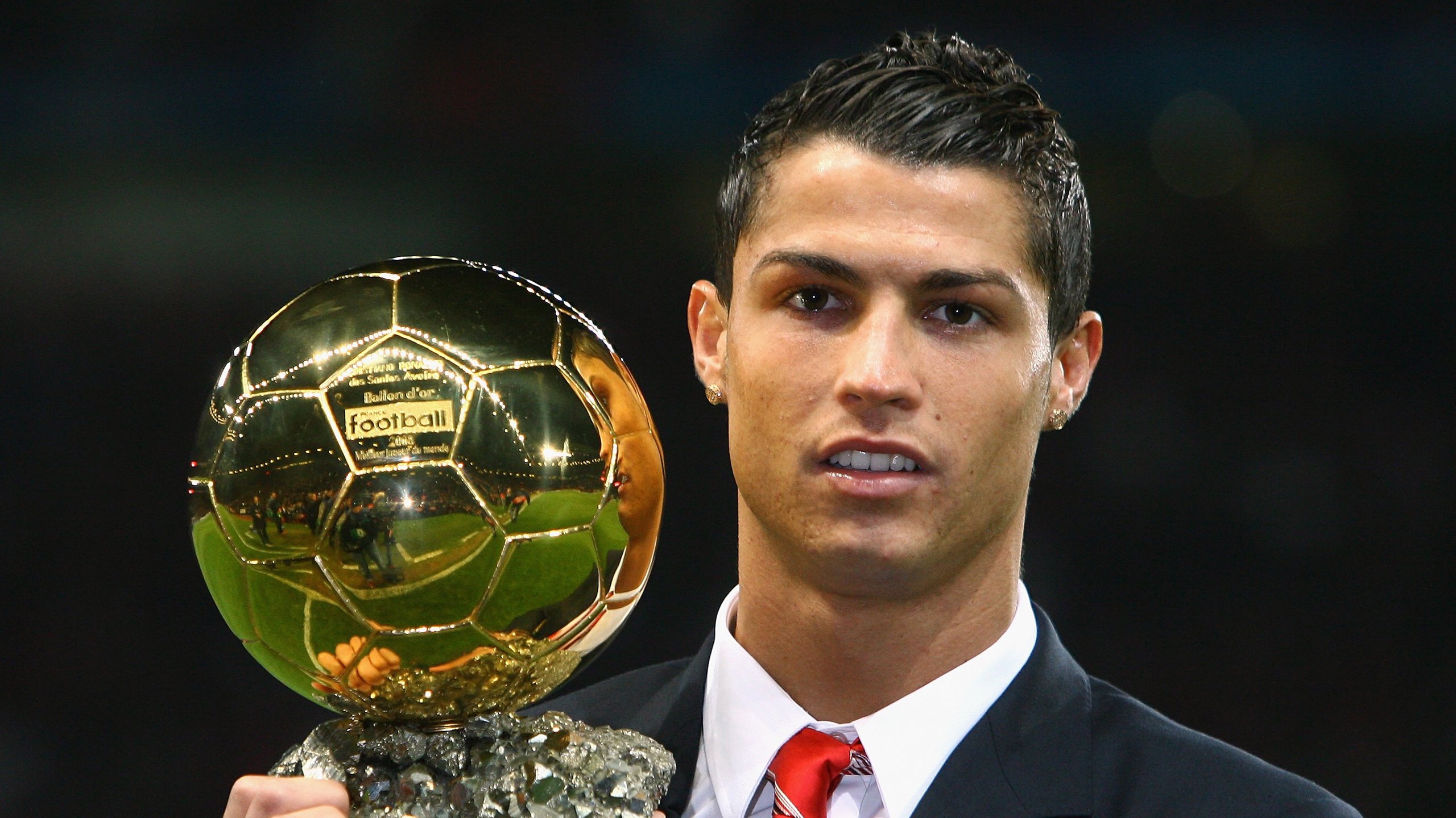 “马丁·高尔西的防守技巧精湛,阿根廷美洲狮队的未来支柱”